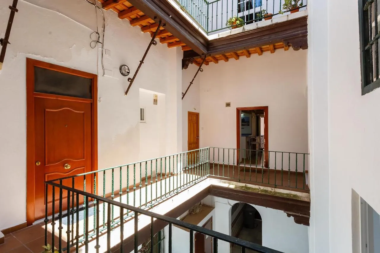 Apartamento Loft In Traditional Casa Patio Cádiz